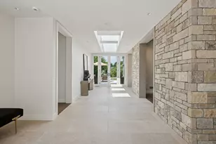 2505 E Lake Of The Isles Pkwy, Minneapolis, MN 55405 - Photo 4