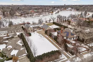 2505 E Lake Of The Isles Pkwy, Minneapolis, MN 55405 - Photo 6