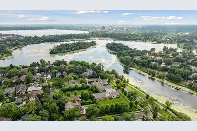 2505 E Lake Of The Isles Parkway, Minneapolis, MN 55405 - Photo 12