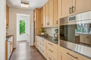 2505 E Lake Of The Isles Pkwy, Minneapolis, MN 55405 - Photo 36