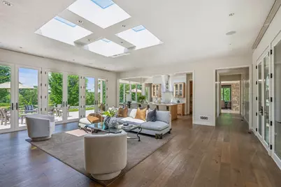 2505 E Lake Of The Isles Parkway, Minneapolis, MN 55405 - Photo 28