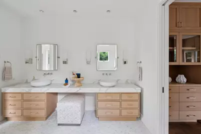 2505 E Lake Of The Isles Parkway, Minneapolis, MN 55405 - Photo 40