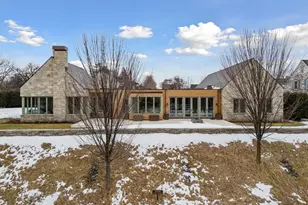 2505 E Lake Of The Isles Pkwy, Minneapolis, MN 55405 - Photo 2