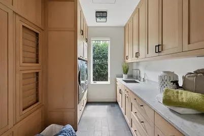 2505 E Lake Of The Isles Parkway, Minneapolis, MN 55405 - Photo 52