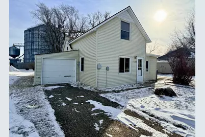 114 S Thompson Avenue, Rushmore, MN 56168 - Photo 2