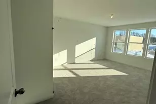 21921 Sawyer Ln, Rogers, MN 55374 - Photo 4