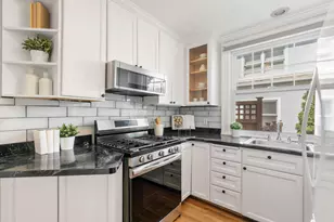 2790 Dean Pkwy, Minneapolis, MN 55416 - Photo 8