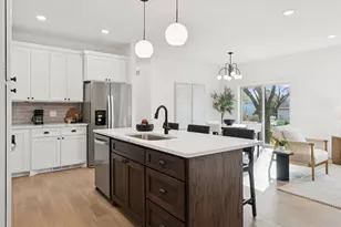 802 Dutton Dr, Ellendale, MN 56026 - Photo 16