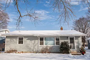 626 E Belleview St, Winona, MN 55987 - Photo 1