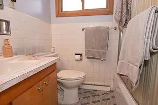 626 E Belleview St, Winona, MN 55987 - Photo 22