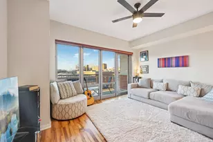 929 Portland Ave, Minneapolis, MN 55404 - Photo 1