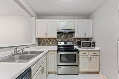 2040 Shenandoah Court #B, Plymouth, MN 55447 - Photo 6