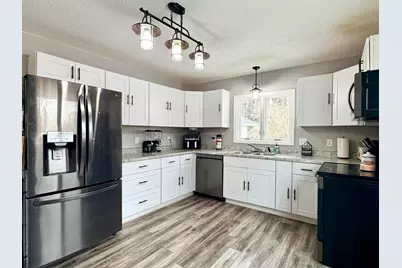 28308 Oliver Avenue, Worthington, MN 56187 - Photo 24