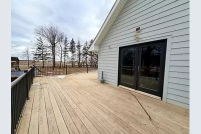 28308 Oliver Avenue, Worthington, MN 56187 - Photo 10