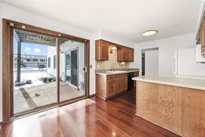 4322 Evergreen Drive #708, Vadnais Heights, MN 55127 - Photo 10