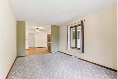 2291 Rockwood Avenue, Saint Paul, MN 55116 - Photo 6