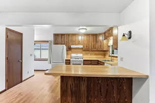 2291 Rockwood Ave, Saint Paul, MN 55116 - Photo 10