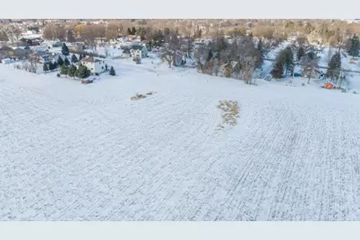 124 Kaukis Drive, Le Sueur, MN 56058 - Photo 6