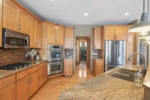 21115 Ridgewood Tr, Lakeville, MN 55044 - Photo 14