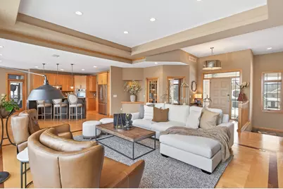 21115 Ridgewood Trail, Lakeville, MN 55044 - Photo 8