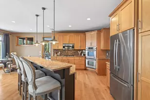 21115 Ridgewood Tr, Lakeville, MN 55044 - Photo 12