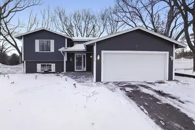 1340 Broadview Avenue, Chaska, MN 55318 - Photo 2