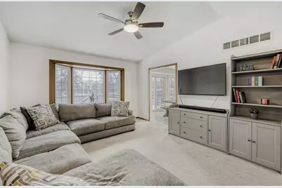 1340 Broadview Avenue, Chaska, MN 55318 - Photo 4