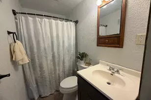 713 Pershing Blvd, Worthington, MN 56187 - Photo 8