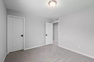 4263 Swallowtail Ln, Woodbury, MN 55129 - Photo 50