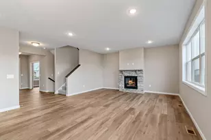 908 Pine Vale Ave, Somerset, WI 54025 - Photo 8