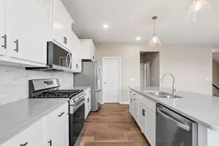 908 Pine Vale Ave, Somerset, WI 54025 - Photo 16