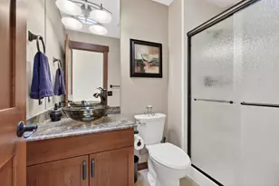 7067 Robinwood Trail, Woodbury, MN 55125 - Photo 22