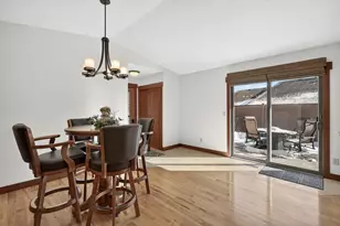 7067 Robinwood Trail, Woodbury, MN 55125 - Photo 10