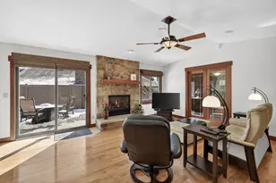 7067 Robinwood Trail, Woodbury, MN 55125 - Photo 6