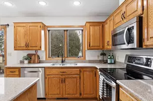 1333 Bucher Ave, Shoreview, MN 55126 - Photo 12