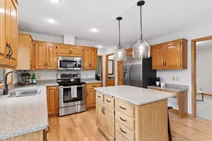 1333 Bucher Ave, Shoreview, MN 55126 - Photo 6