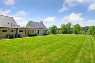 2501 E Lake Of The Isles Pkwy, Minneapolis, MN 55405 - Photo 14