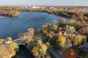 2700 W Lake of the Isles Pkwy, Minneapolis, MN 55416 - Photo 46