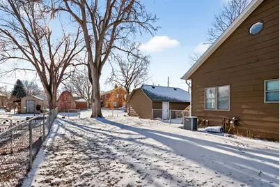 125 N Cedar Street, Belle Plaine, MN 56011 - Photo 28