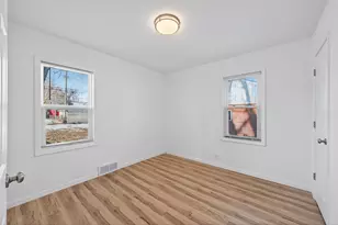 5607 Aldrich Ave N, Brooklyn Center, MN 55430 - Photo 8