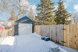 912 11th St S, Moorhead, MN 56560 - Photo 22