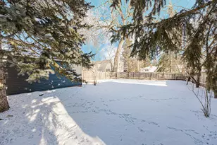 912 11th St S, Moorhead, MN 56560 - Photo 20