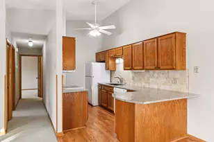 4520 Rosewood Ln N, Plymouth, MN 55442 - Photo 6