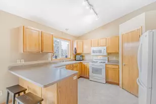 3004 Francis Ln, Elko New Market, MN 55054 - Photo 6