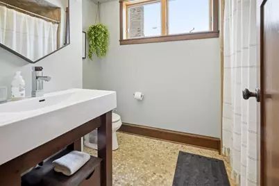 241 Russell Avenue S, Minneapolis, MN 55405 - Photo 16