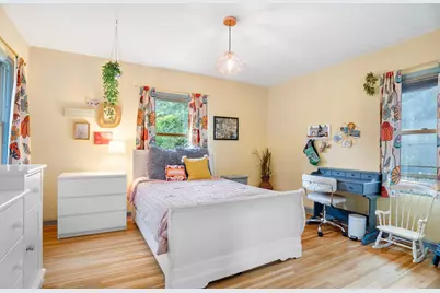 1017 Thomas Avenue S, Minneapolis, MN 55405 - Photo 12