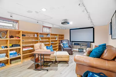 1017 Thomas Avenue S, Minneapolis, MN 55405 - Photo 22