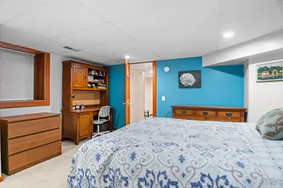 1017 Thomas Avenue S, Minneapolis, MN 55405 - Photo 24