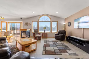 8755 Coral Sea Ct NE, Blaine, MN 55449 - Photo 10