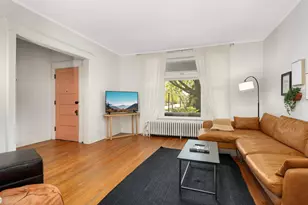 681 Dayton Ave, Saint Paul, MN 55104 - Photo 4